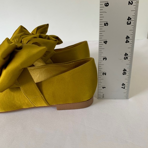 Jeffrey Campbell Anthropologie Flats 7.5 Yellow Satin Oversized Big Bow Coquette - Picture 6 of 12